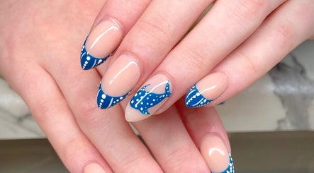 Stylish blue nail art with ocean theme from Nail Oasis in Pukekohe, Auckland, NZ.