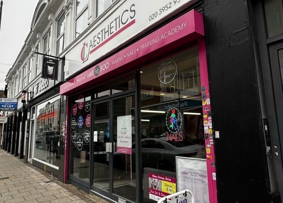 Sildasbeauty storefront in London, England, GB, featuring modern aesthetics and inviting pink signage.