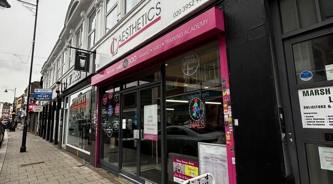 Sildasbeauty storefront in London, England, GB, featuring modern aesthetics and inviting pink signage.