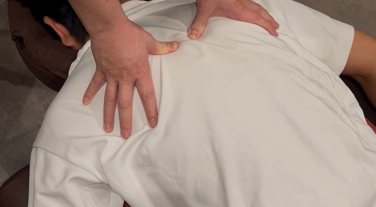 Shiatsu massage at Daiki Shiatsu Japones - Japanese Bodywork, Ciudad De México, MX, offering wellness services.