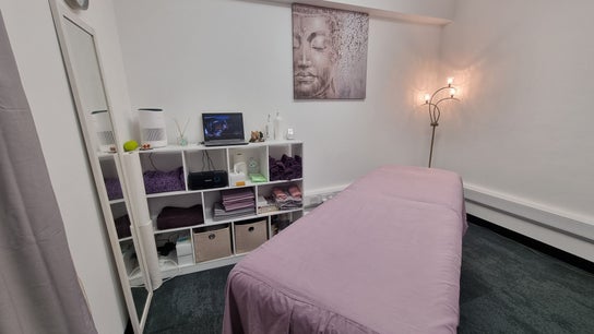 Professional Massage Therapist Edinburgh – Oleh Miroshnychenko