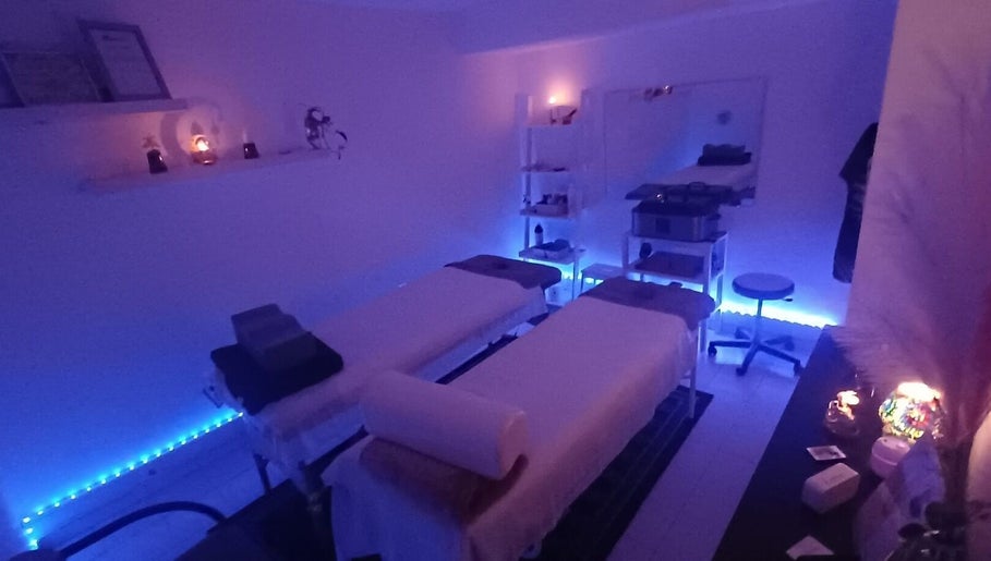 Sala relaxante do Terapias Luchtenberg - Massagens e Terapias Energéticas, Costa Da Caparica, Setúbal, PT.