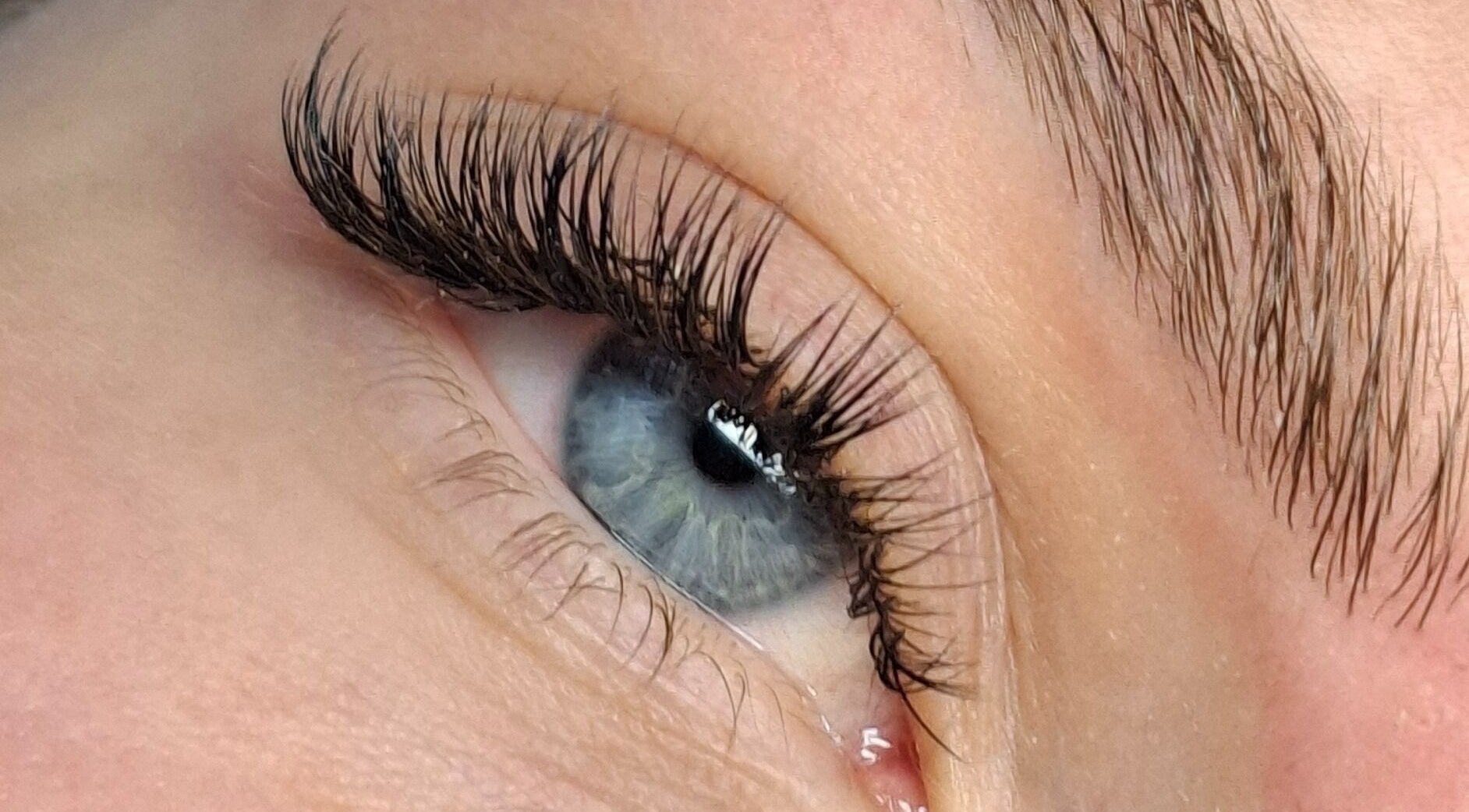 Novi izgled trepavica u Studio ljepote Mony, Svibovec Podravski, Varaždinska Županija, HR.