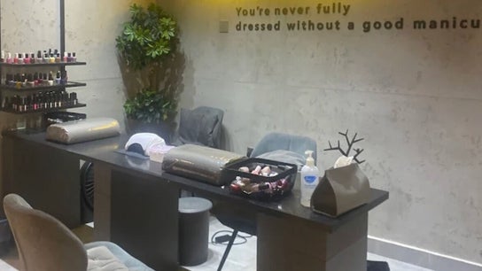 Five Seconds Salon - Al Raed