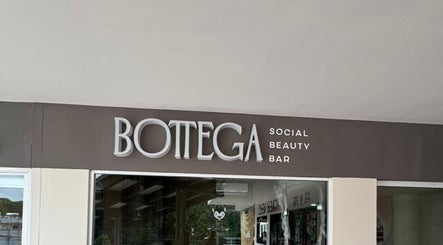 Fachada de Bottega Social Beauty Bar - Salón de Uñas en Tuxtla Gutiérrez, Chiapas, MX.