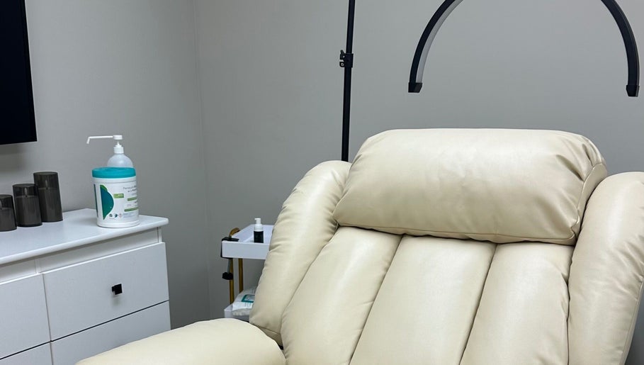 Comfortable spa chair in a treatment room at 92 Lakeshore Road East, Mississauga, Ontario, CA.