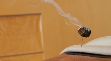 Moxibustion therapy at Centro Ten Wan, Barcelona, Catalunya, ES offering relaxation and holistic wellness.