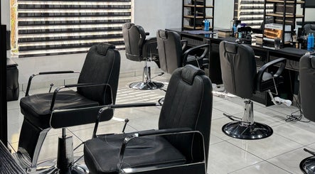 Elegant salon chairs at Hairsurgery Lifestyle, Bloemfontein, Free State, ZA, showcasing a modern interior.