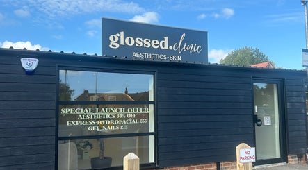 Exterior of glossed.clinic in Sturry, England, offering aesthetics and skin treatments by Lottie Grace.