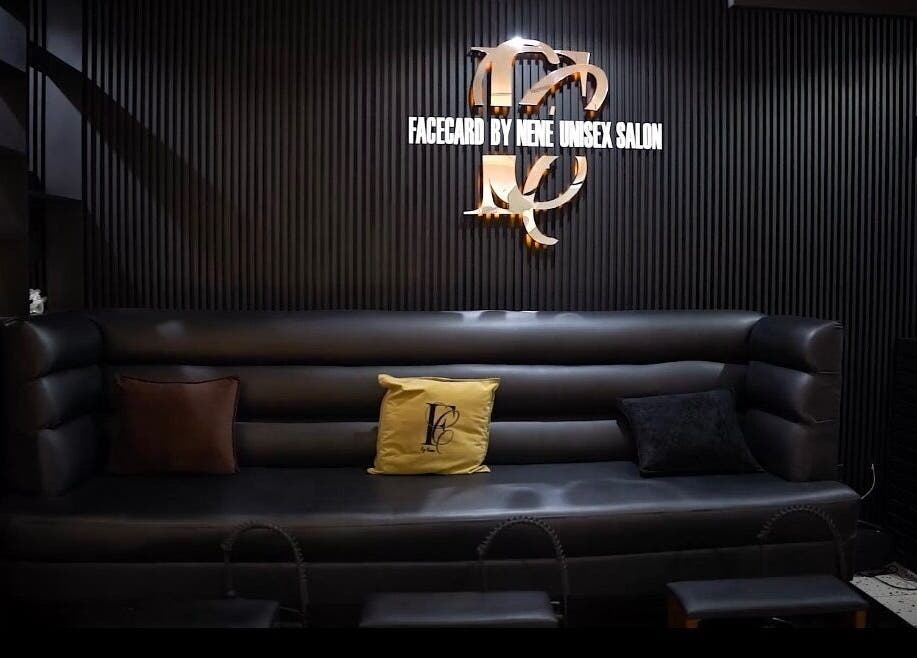 Sleek black sofa in Facecard by Nene Unisex Salon, Mufasxclusivetouch, Abuja, Federal Capital Territory, NG.