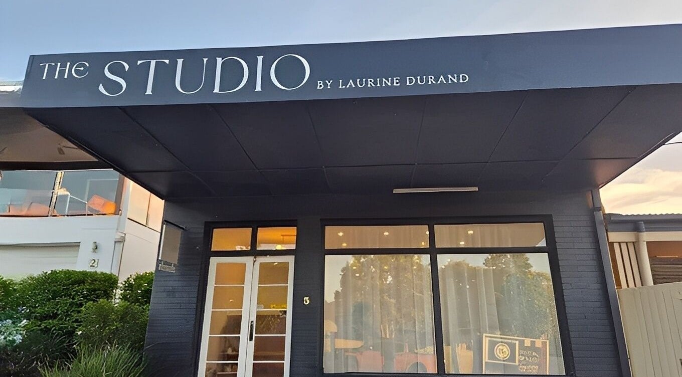 Front view of The Studio by Laurine Durand in Camp Hill, Queensland, AU with modern design.