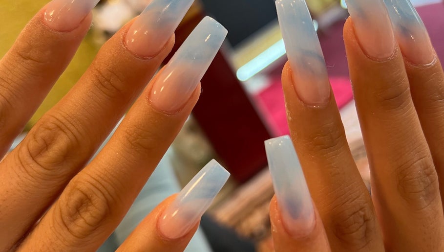 Thiết kế móng tay phong cách gradient tại Nails Style, Tübingen, Baden-Württemberg, DE.