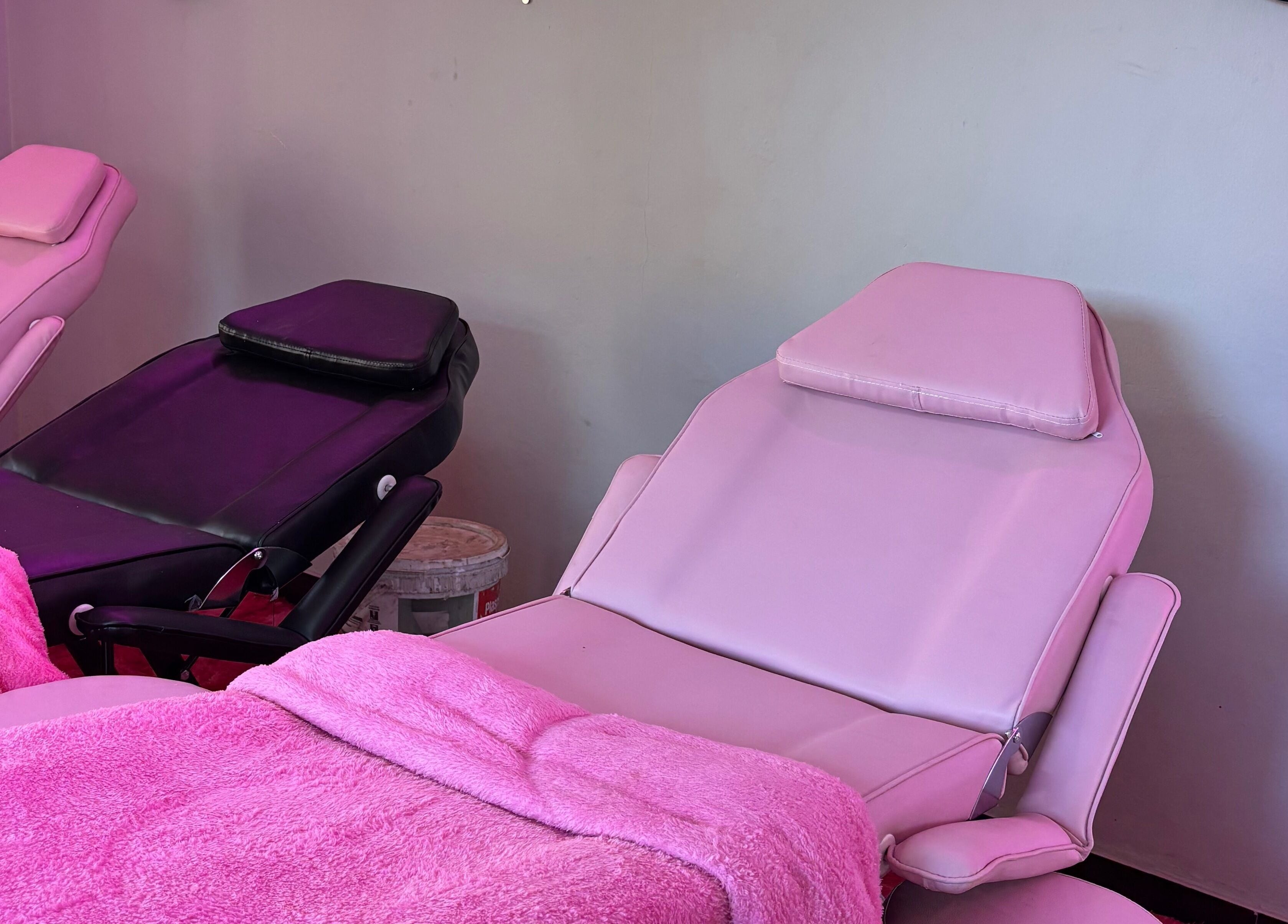 Comfortable seating at BLINQ EYELASH EXTENSIONS, Lusaka, Lusaka Province, ZM designed for luxury and relaxation.