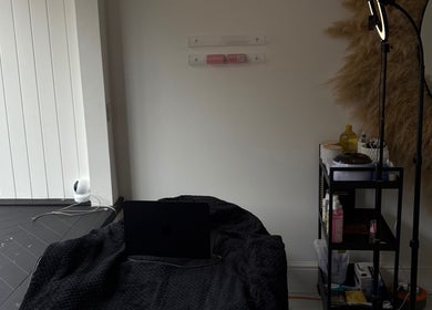 Treatment bed and beauty equipment at Noora's Beauty Lab, Edinburgh, Scotland, GB.