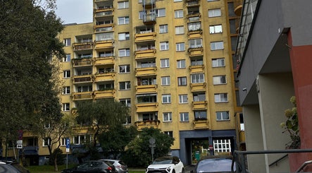 Багатоповерхівка у Вроцлаві біля keratin_by_karina_savchuk, Wrocław, Województwo Dolnośląskie, PL.