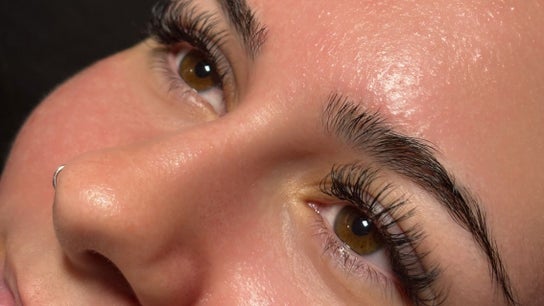 Lashes by Pheb