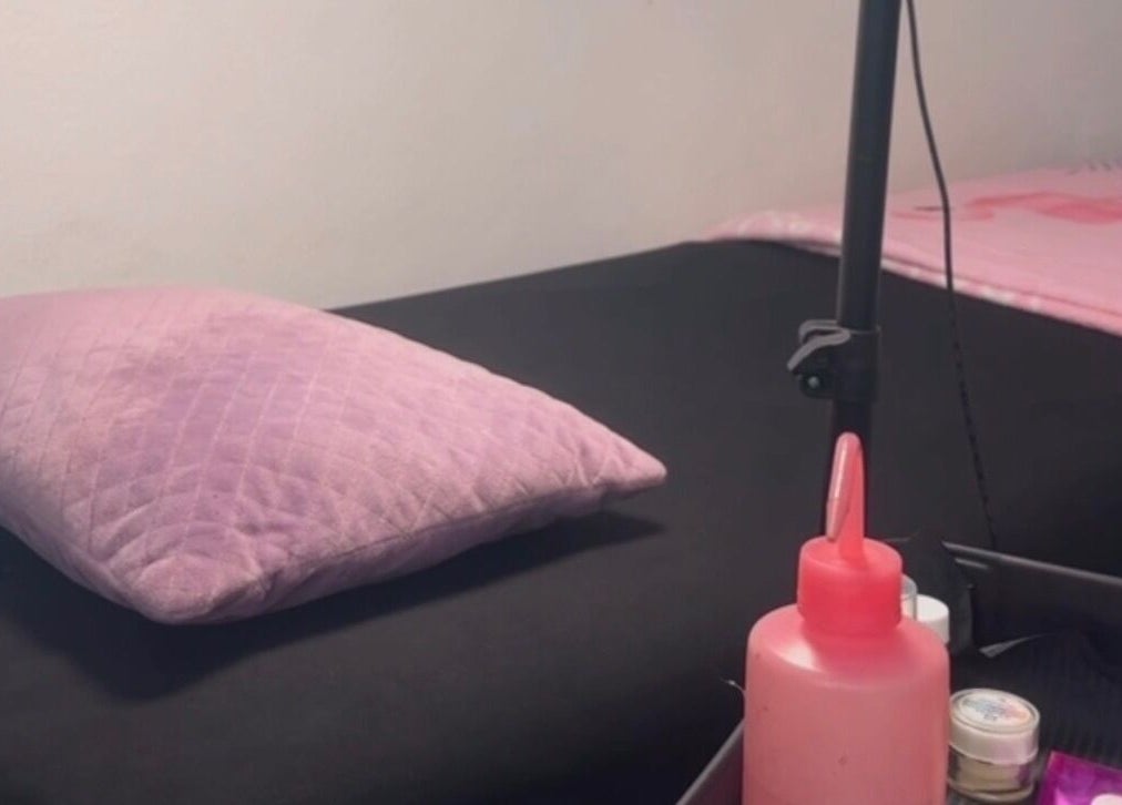 Relaxing spa bed and essentials at MCmakeup Caronlay, Santo Domingo Este, Santo Domingo, DO.