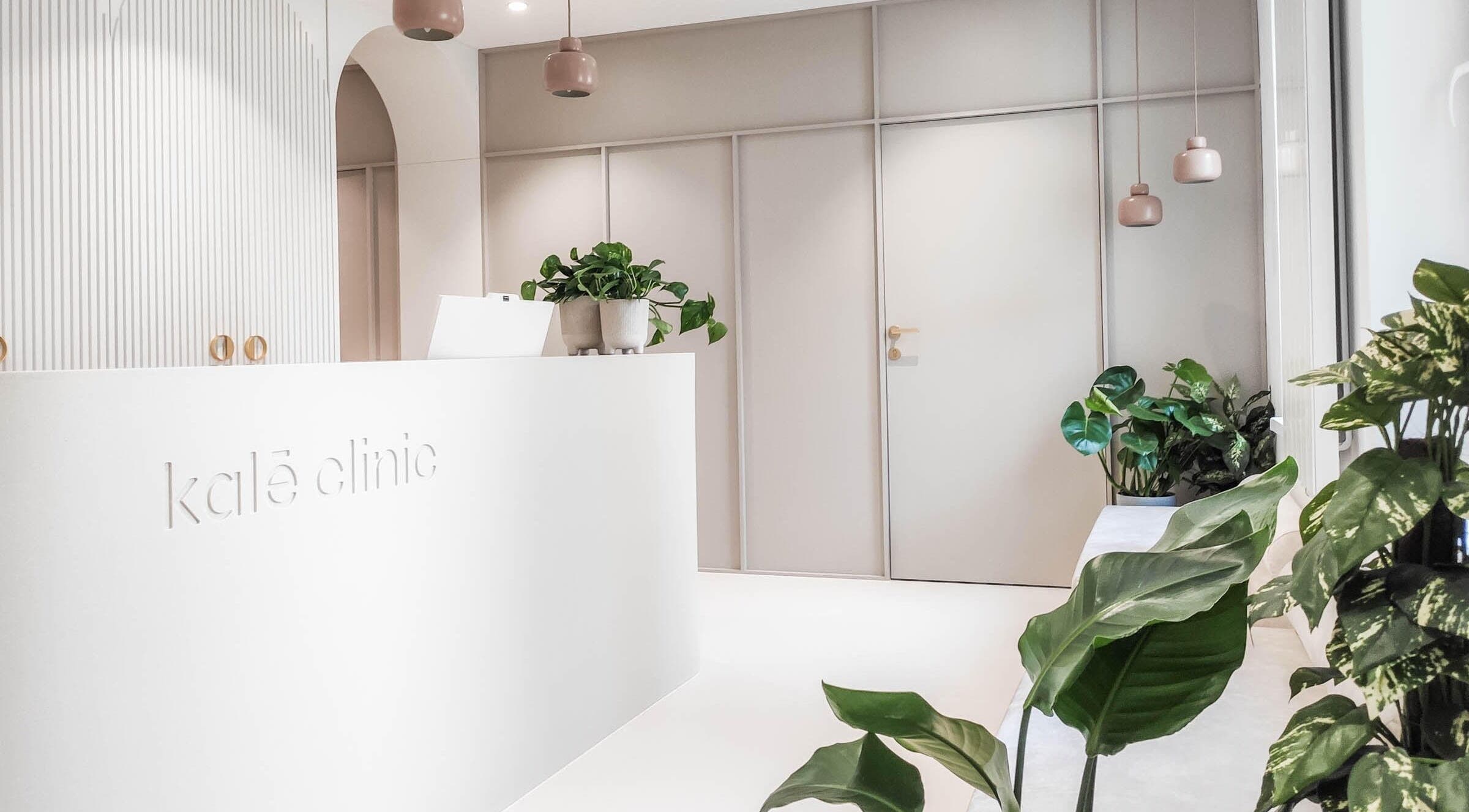 Recepce kalē clinic s rostlinami, Trnavský Kraj, SK