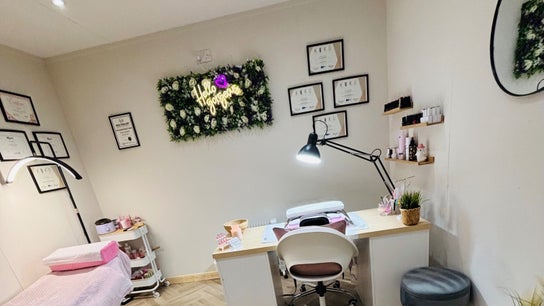 The Country Beauty Barn