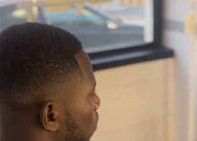 Close-up of a fresh fade haircut at Cutzbycunha in São Domingos De Rana, Lisboa, PT.