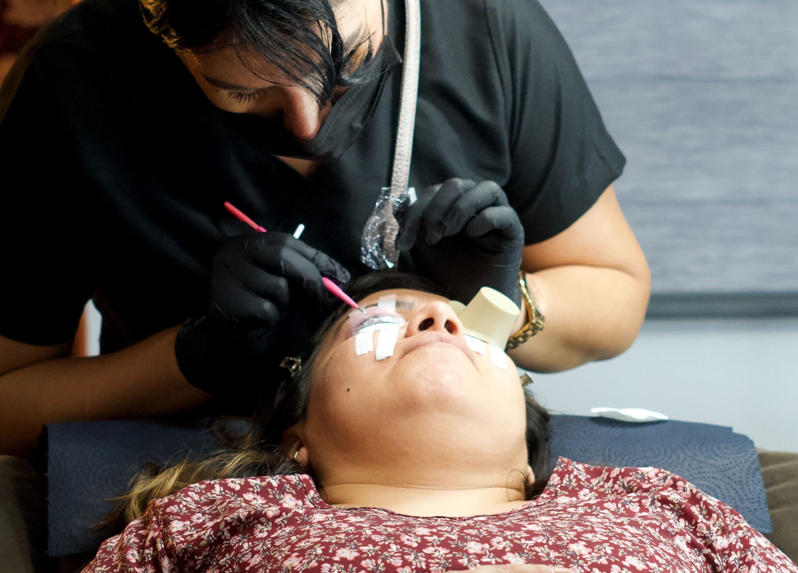 Aplicación de extensiones de pestañas en Beauty Studio Suc. Lagos, Xalapa-enríquez, Veracruz, MX.