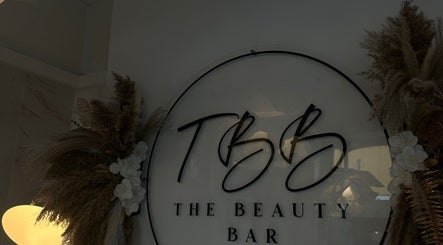 Elegant floral decor at Harriet.Alice.Beauty, Alford, England, GB. Aesthetic and inviting beauty space.