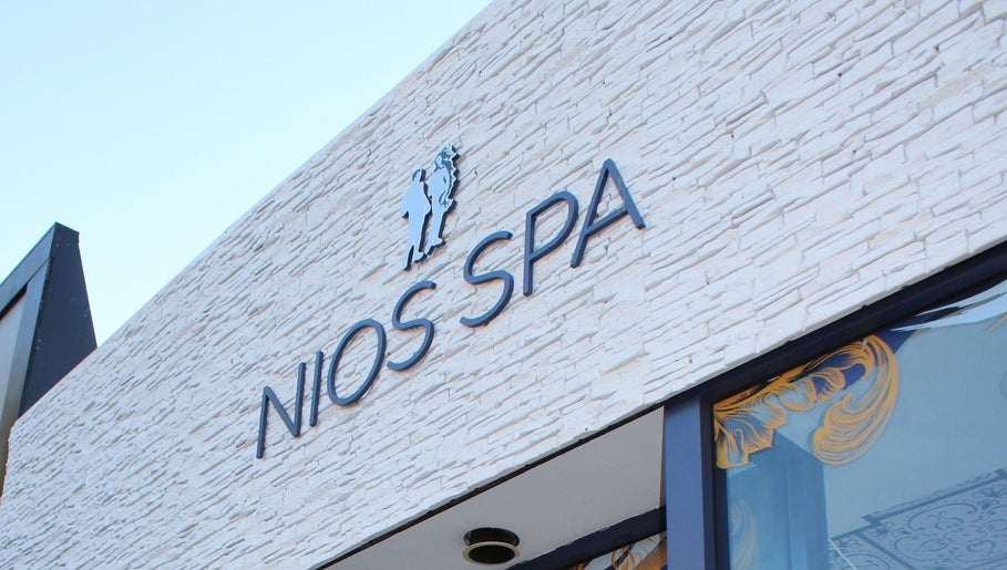 Nios Spa Electrolysis Permanent Hair Removal in Manhattan, exterior view in New York, New York, US.