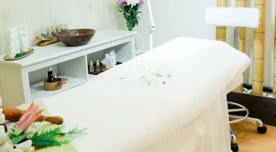 Mesa de tratamiento en Jacky Lopez Centro de Estética, Madrid, Comunidad De Madrid, ES.