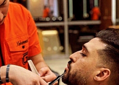 Expert barber providing grooming services at Mohamad maamari, Salmiya, KW.