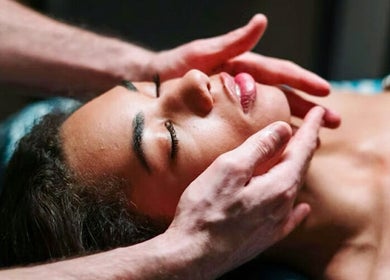 Relaxing facial massage at FACIAL REBOOT, Milano, Lombardia, IT. Experience ultimate rejuvenation.