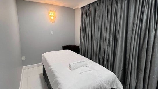 No.1 Nassau Spa - Massage, Skincare, & Head Spa
