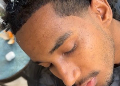 A detailed haircut at Abodiblendzz, highlighting hair artistry in St. Catharines, Ontario, CA.