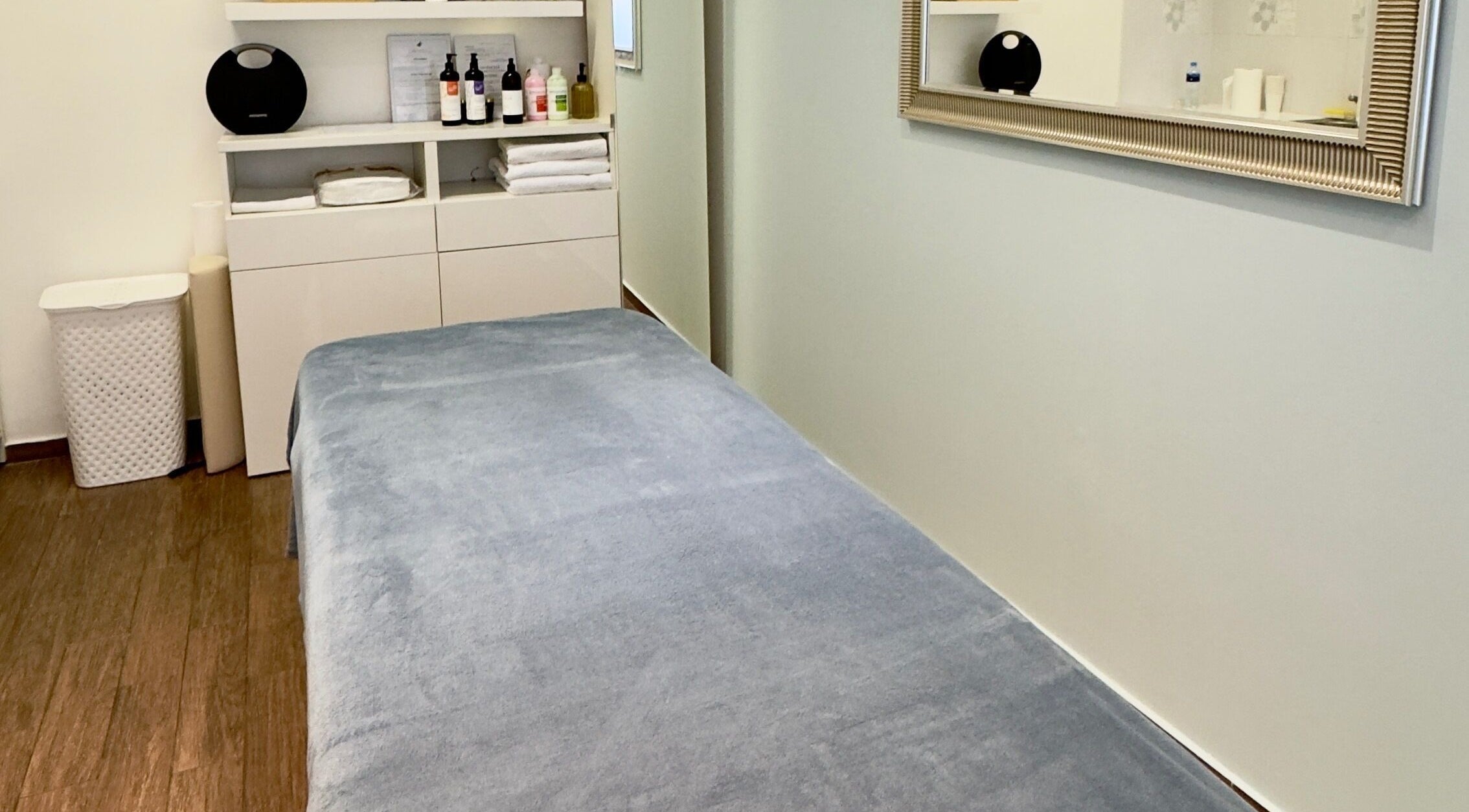 Moderní masážní místnost v BodyCare Prague, Hlavní Město Praha, Hlavní Město Praha, CZ.