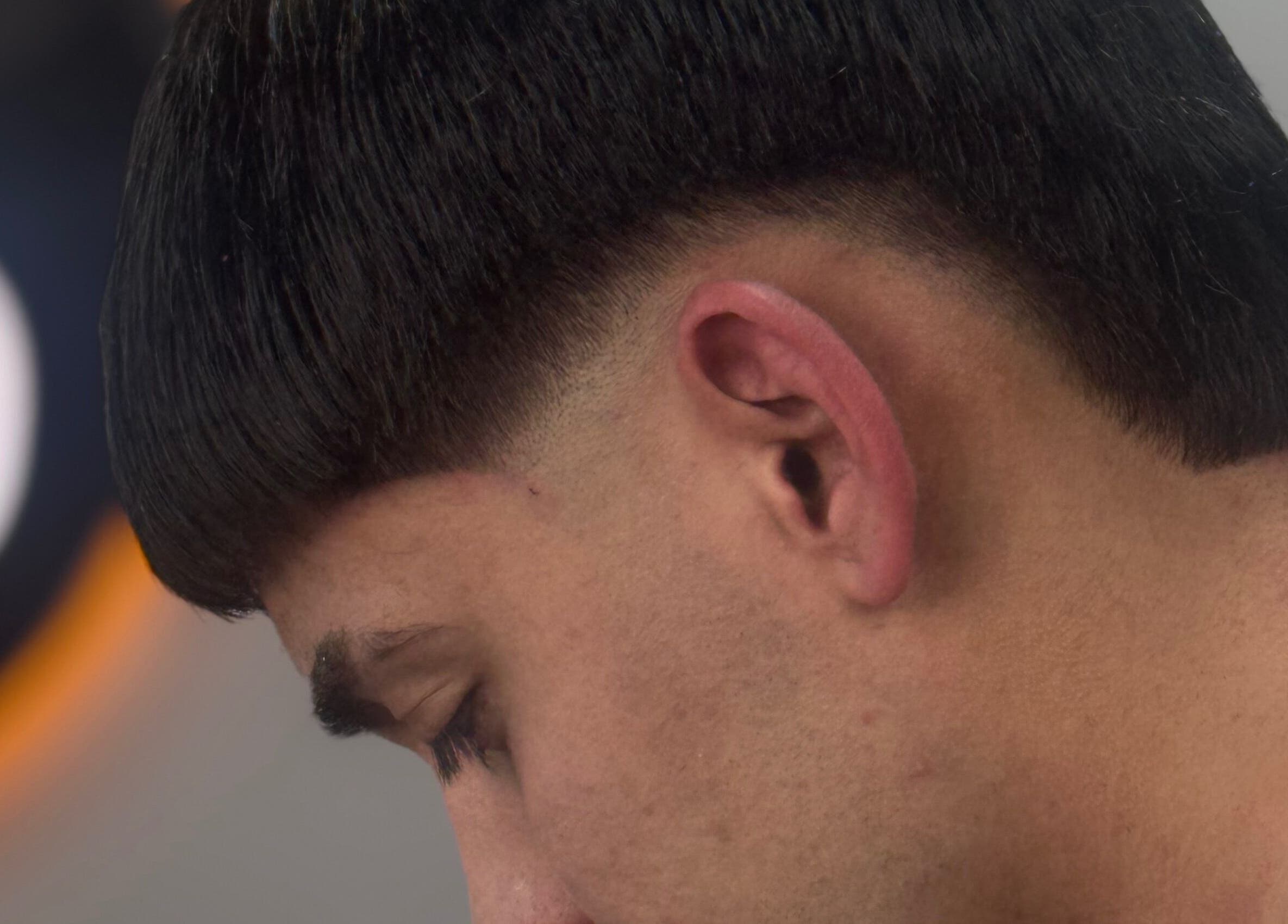 Close-up of a sleek haircut at JYSBARBER.PRO, Yonkers, New York, US.