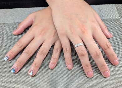 Stylish nails with nail art at Starz & Knyvz Nails, Beaconsfield, England, GB.