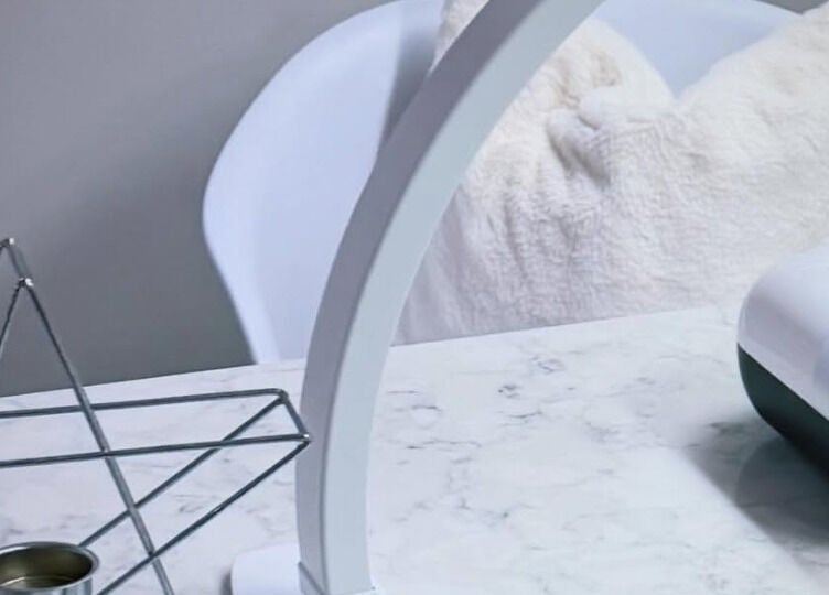 Modern nail station at Starz & Knyvz Nails, Beaconsfield, England, GB with sleek decor for a luxury experience.