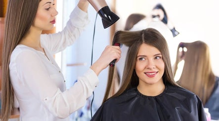 Servicio de peluquería en Studio Rogel - Servicio a Domicilio, Puerto Vallarta, Jalisco, MX.