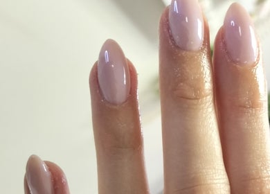 Elegant nail design at Nail Emperor, Sandton, Gauteng, ZA. Glossy, manicured nails showcased in stylish detail.
