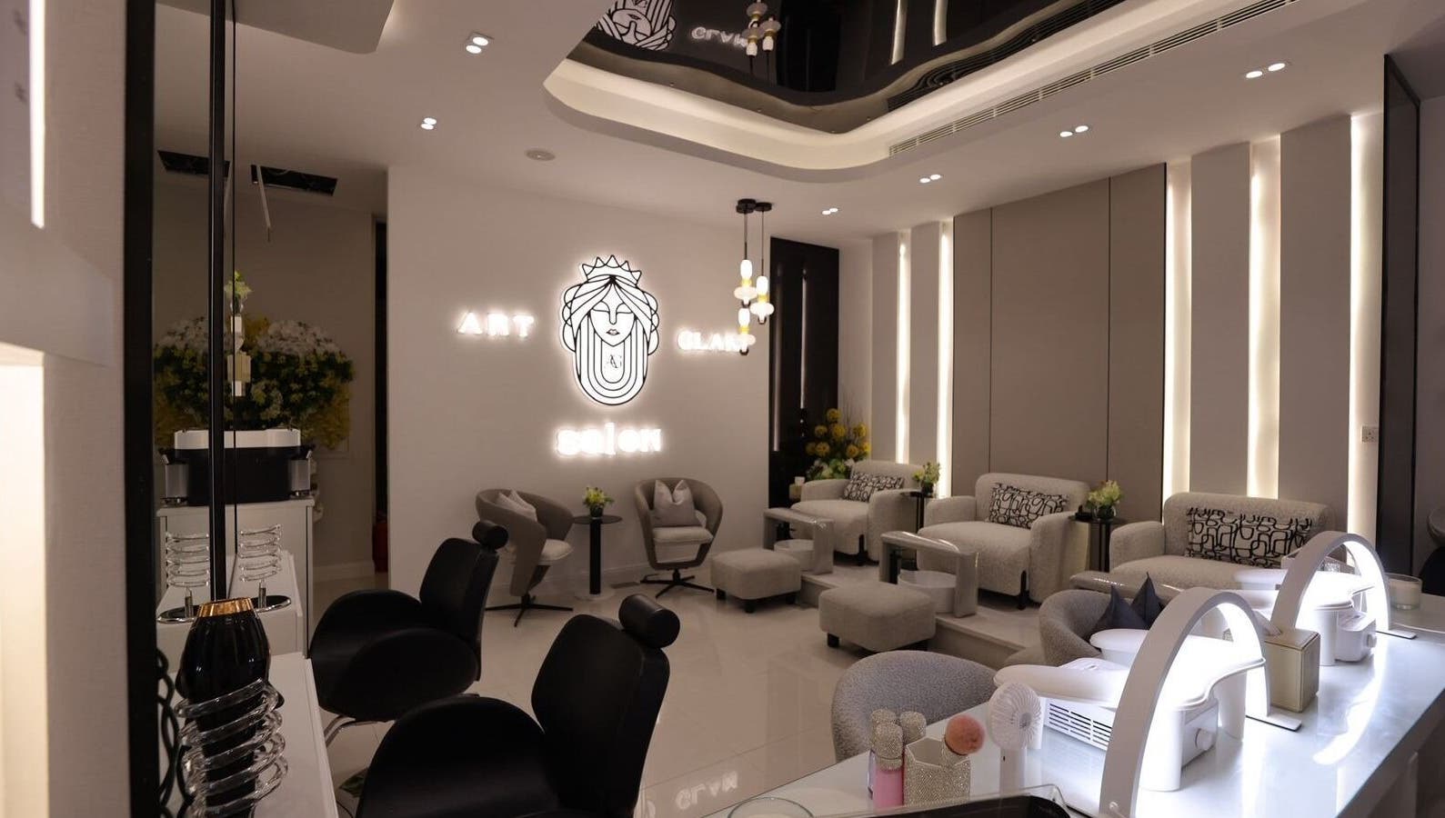 Chic interior of Art Glam salon with modern decor in Riyadh, Riyadh Province, SA.