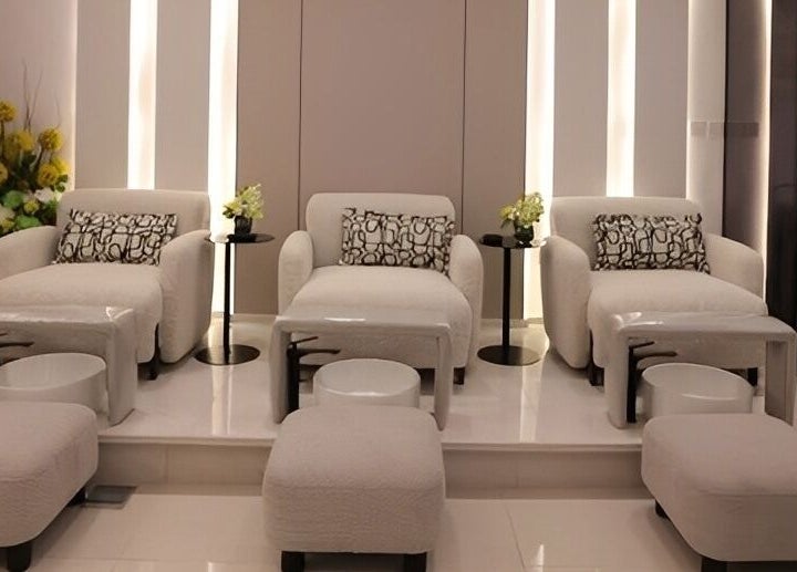 Luxurious spa chairs at Art Glam in Riyadh, Riyadh Province, SA creating a serene, inviting atmosphere.