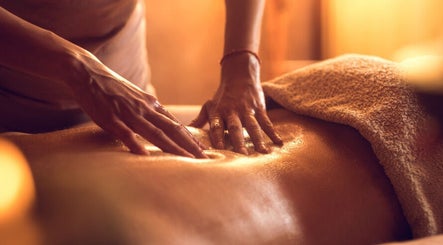Relaxing massage at Crystal Wellness in Newcastle, Newcastle-under-lyme, England, GB. Tranquil and rejuvenating experience.