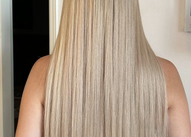 Long blonde hair treatment at Mery&Viki Atelier in Manilva, Andalusia, ES.