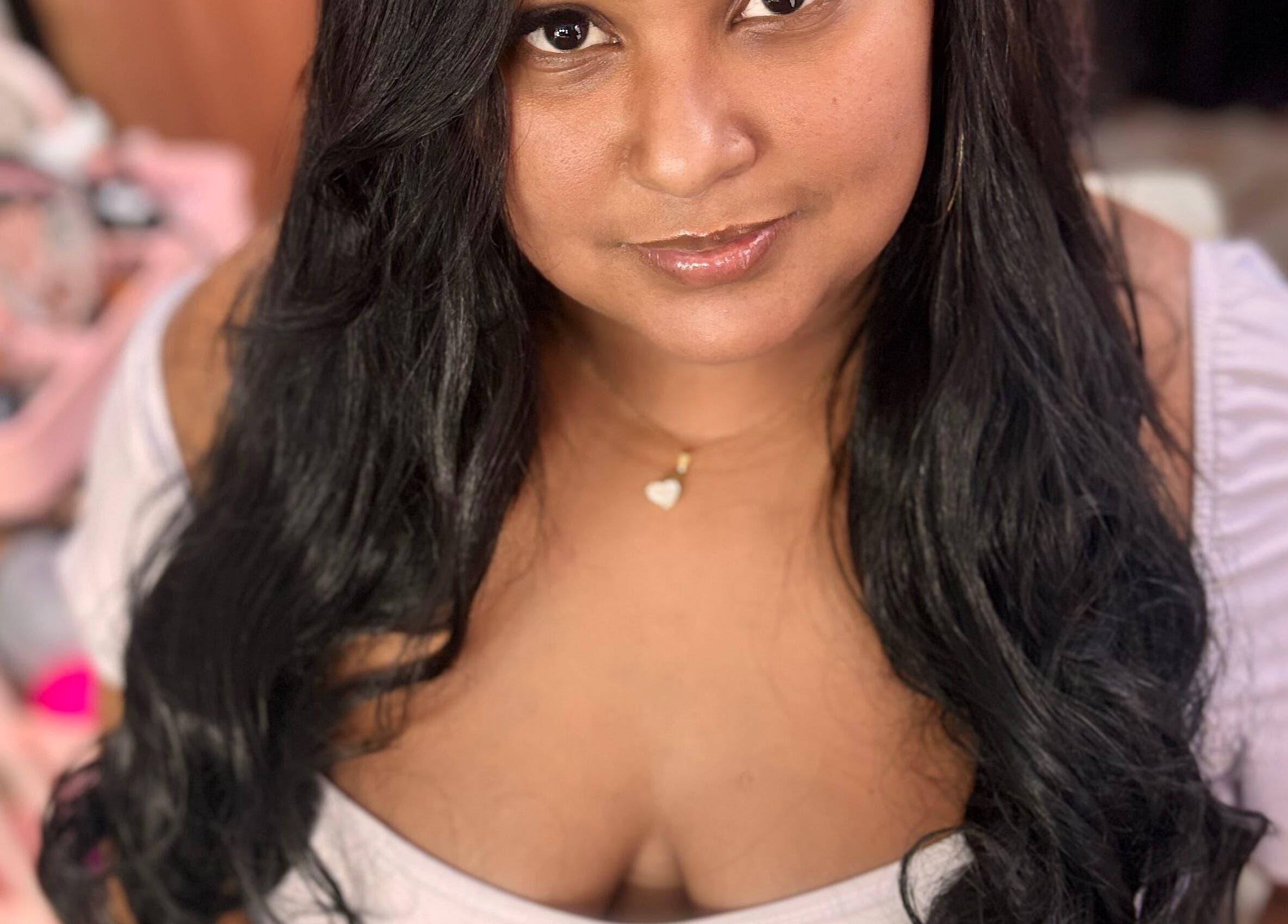 Cliente sorridente no Bellastrancas.oficial em Rio De Janeiro, Rio De Janeiro, BR, com cabelo estilizado.