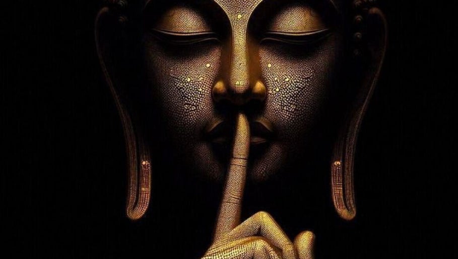 Imagem de Buda em meditação, refletindo a tranquilidade do espaço Tânia_massoterapeuta em Loures, PT.