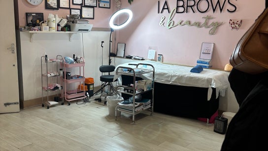 IA Brows and Beauty