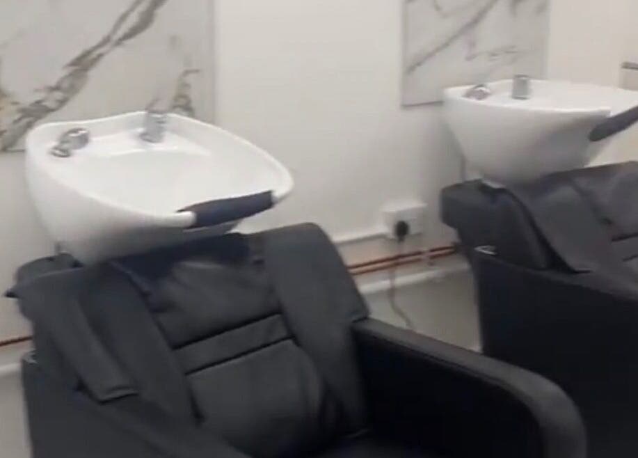 Elegant wash stations at Eunajem Studios, London, England, GB, offering a premium beauty experience.