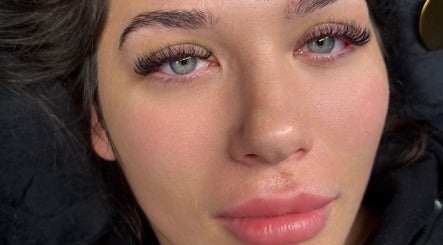 Close-up of professionally styled lashes at Emma’s Touch, Caterham, England, GB.