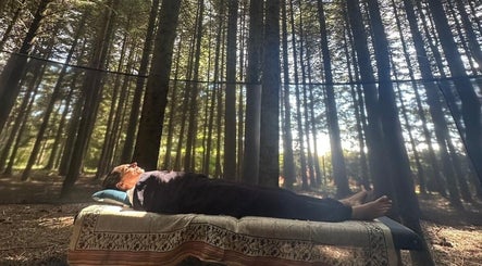 Détente en forêt chez Sonora Experiences à Lyon, Auvergne-rhône-alpes, FR.