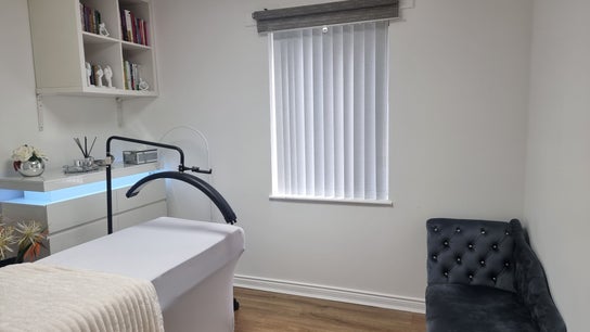 Lash & Brow London