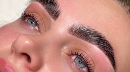 Flawless eyebrow and eyelash treatment at Lash & Brow London, located in London, England, GB.
